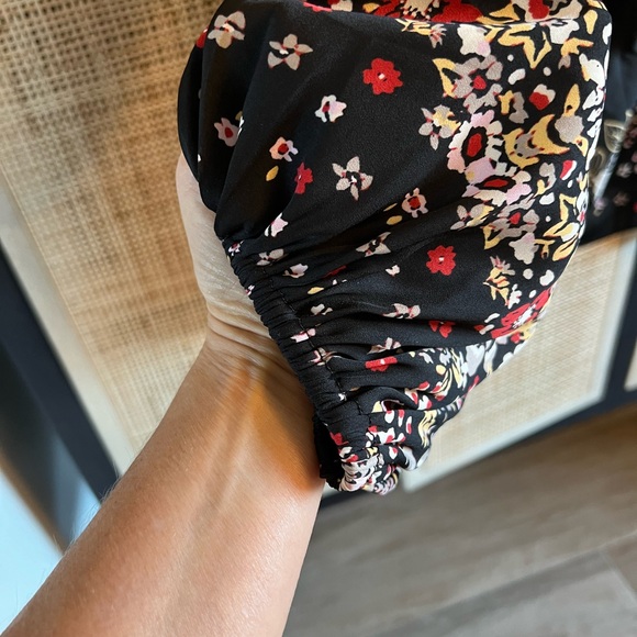 Free People tie front blouse. Size XL. - Picture 15 of 15